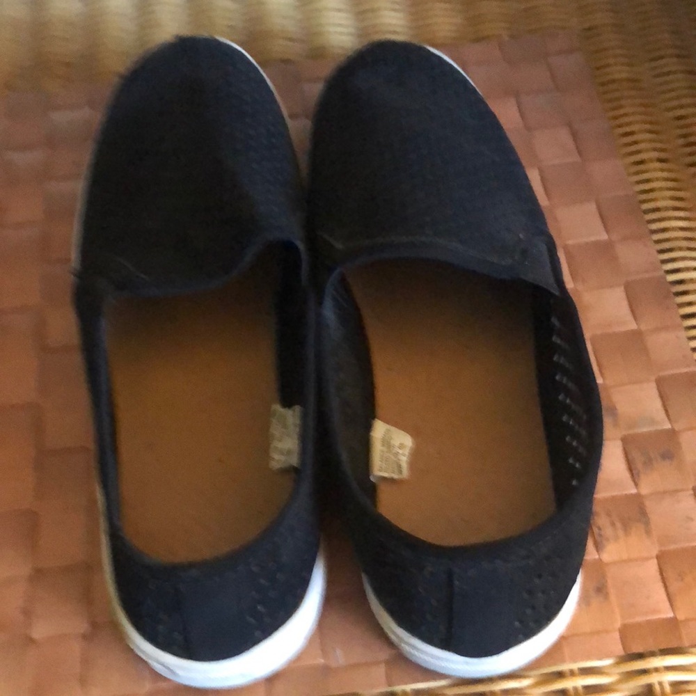 Make An Offer black Time and Tru loafers 👞